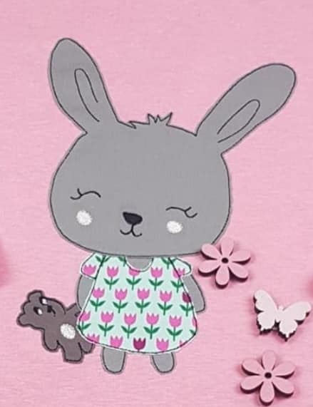 coniglietta con peluche